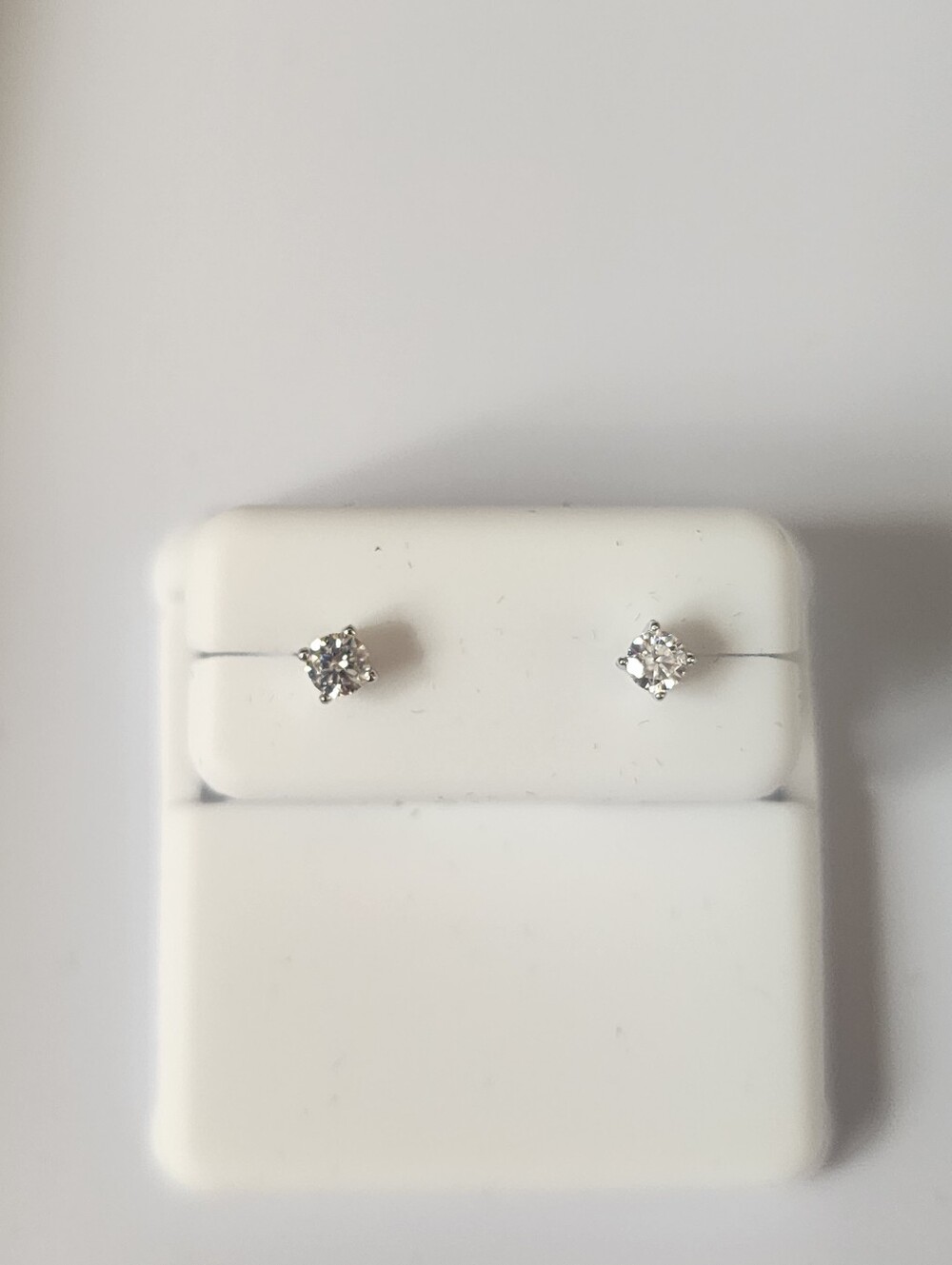 Classic White Diamond Round Stud Earrings - Silver #2